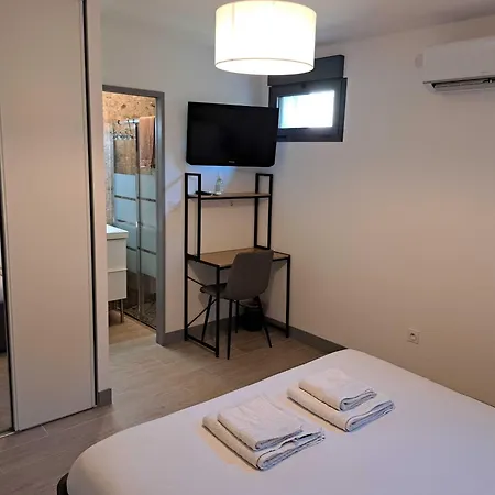 Pacific Green-80m2-clime-2 Big Suites-parking Prive 2 Cars-jardin-confort *